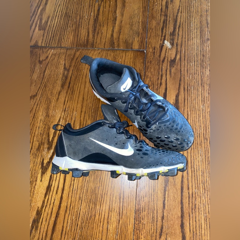 Softball cleats